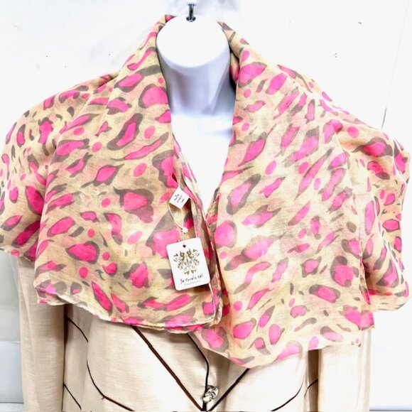 New Le Crois Soi, Scarf/ Wrap  Cotton Silk mixed , 42" 72", beige pink Print (46 - Picture 3 of 10